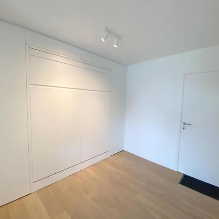 Riverside 0303 니우포르트