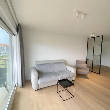 Riverside 0303 Apartment *